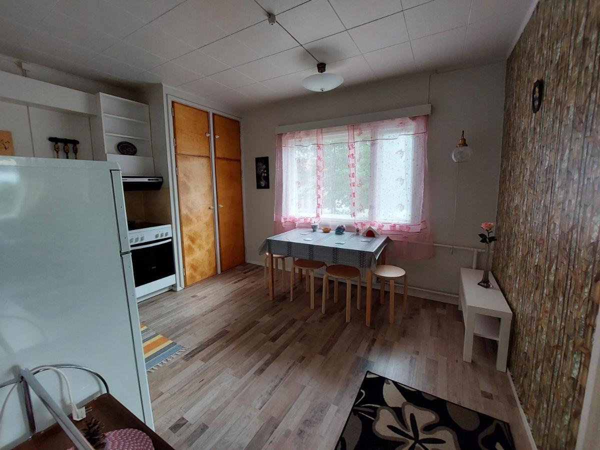 Lana Guest House Simpele ภายนอก รูปภาพ